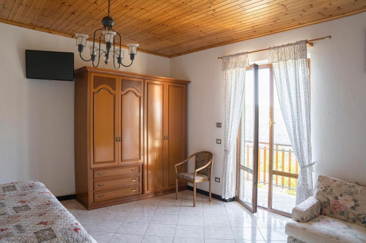 01234 - Agriturismo La Marpea, Esperienza In Mezzo Alla Natura E Al Cibo Tipico Italiano Villa Terisso Bagian luar foto